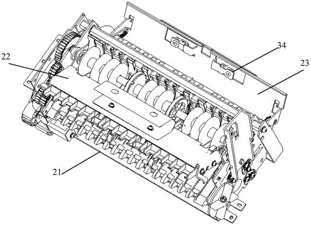 Reversible transmission device of paper currency