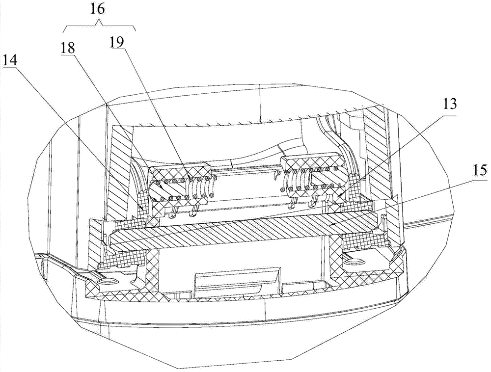 An electric cooker and its cover anti-pinch device