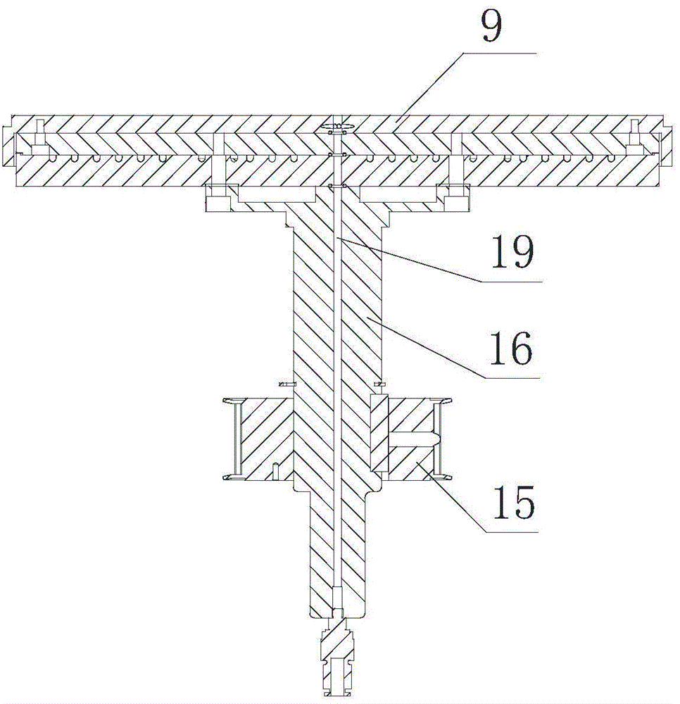 Semiconductor made thick photoresist film coating device and application method thereof