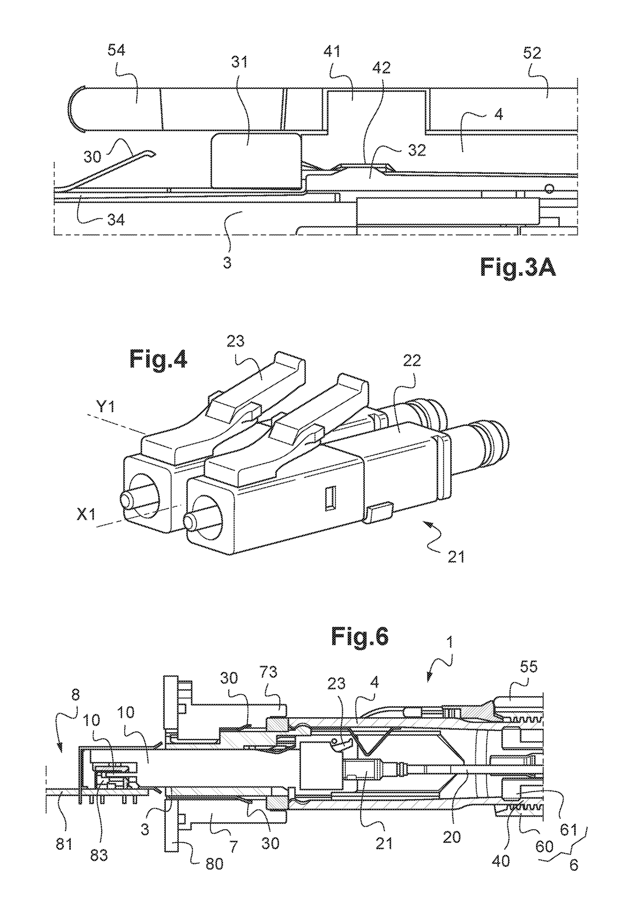 Plug for connection to a socket of a panel of an electronic equipment housing having Anti-breakage means for the optical cable on which the plug is mounted