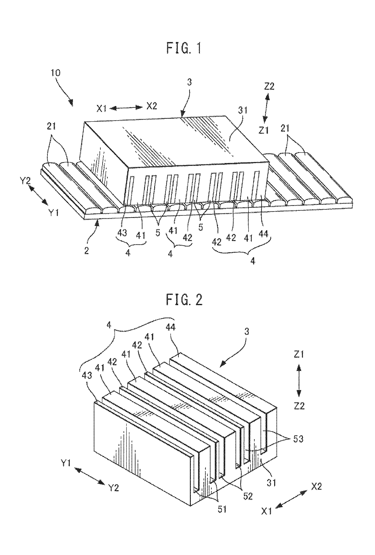 Linear motor with reduced cogging force