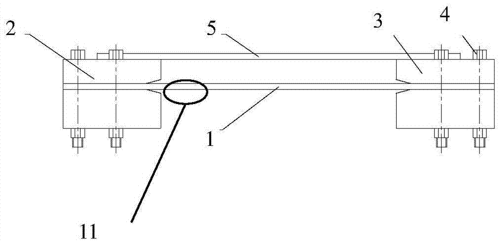 Method and device for prolonging service life of plate spring of whole plate spring vibration table for continuous casting