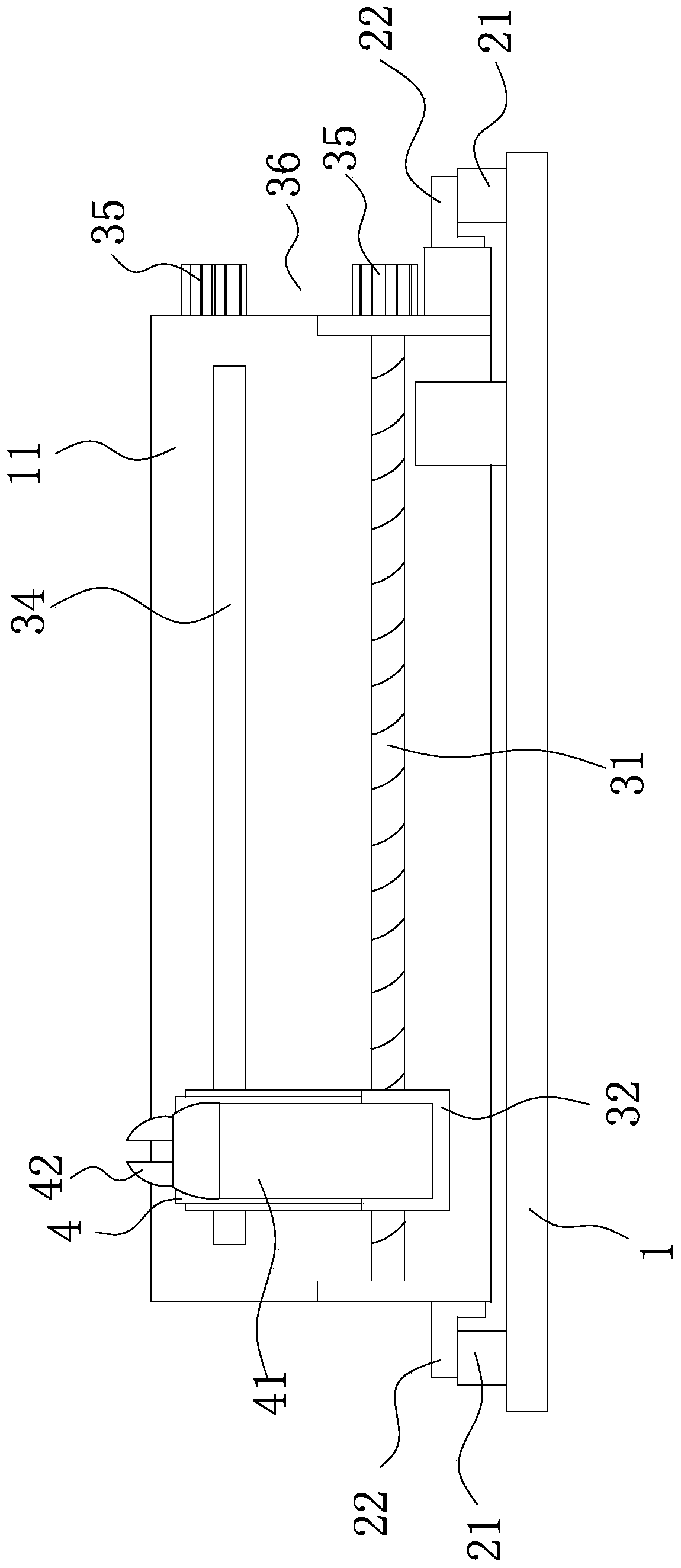 Automatic shearing device for injection molding pull rope and process thereof