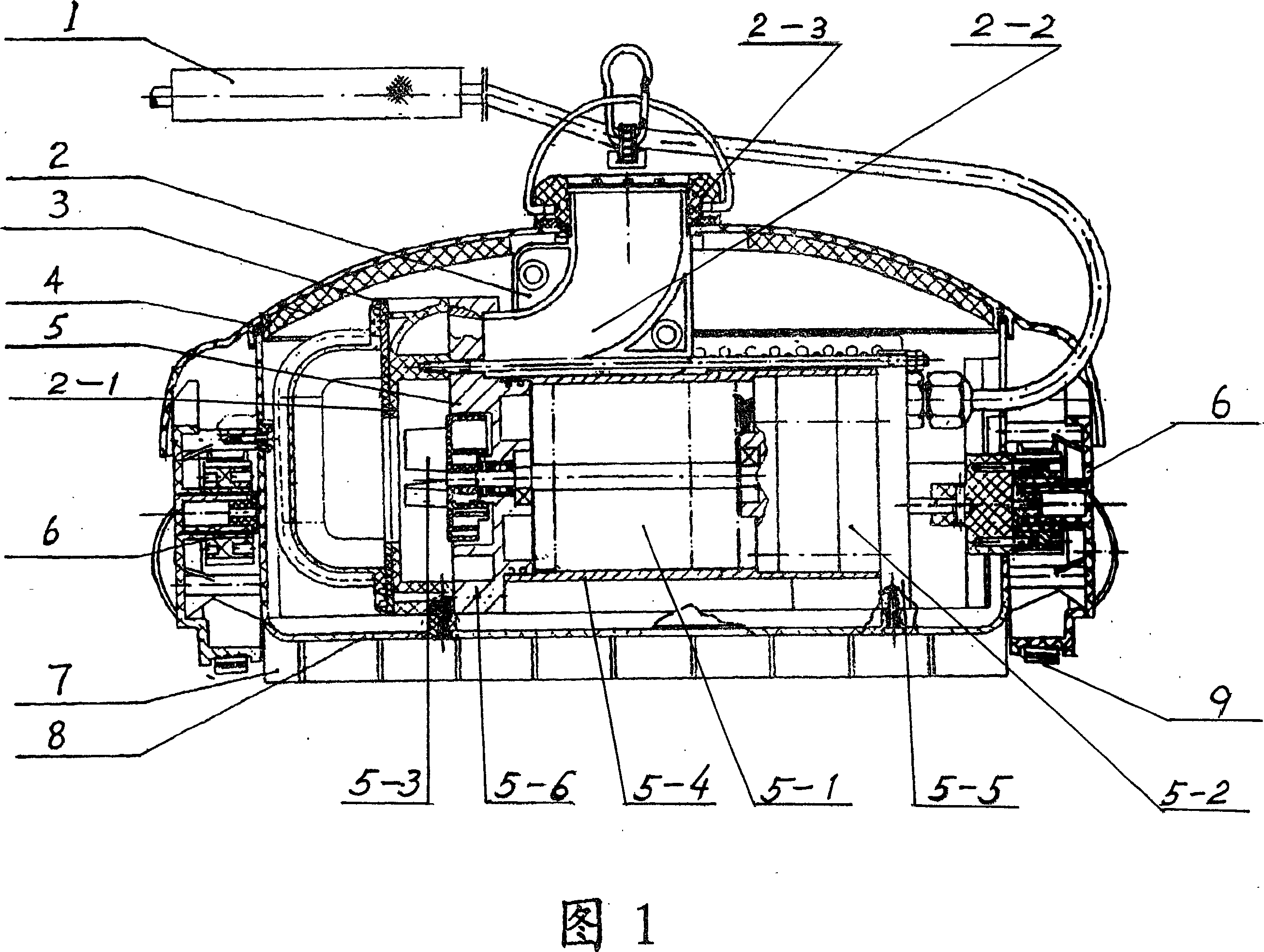 Automatic cleaning machine for swimming pool