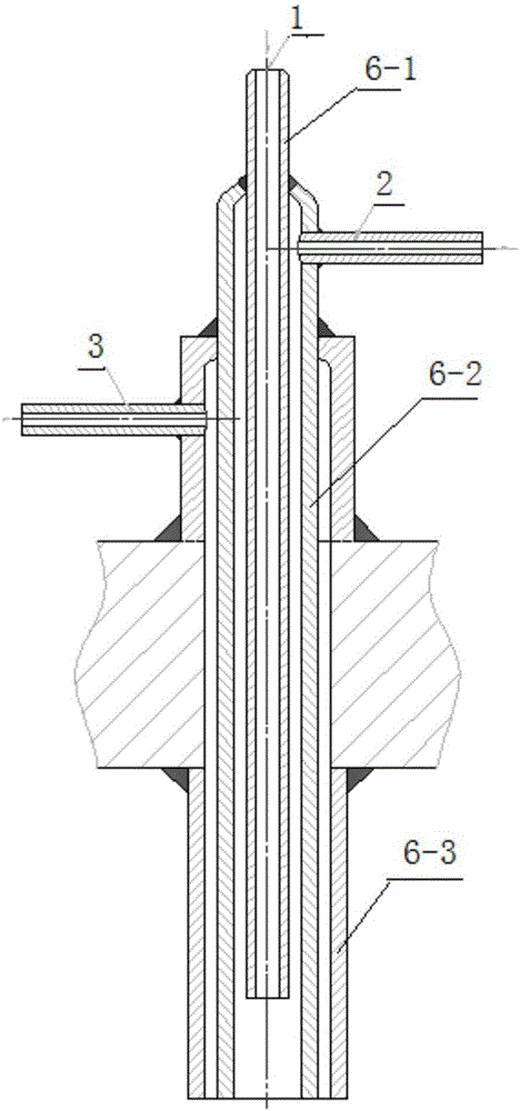 Jet combustion device and method for super-critical water oxidization of organic matter