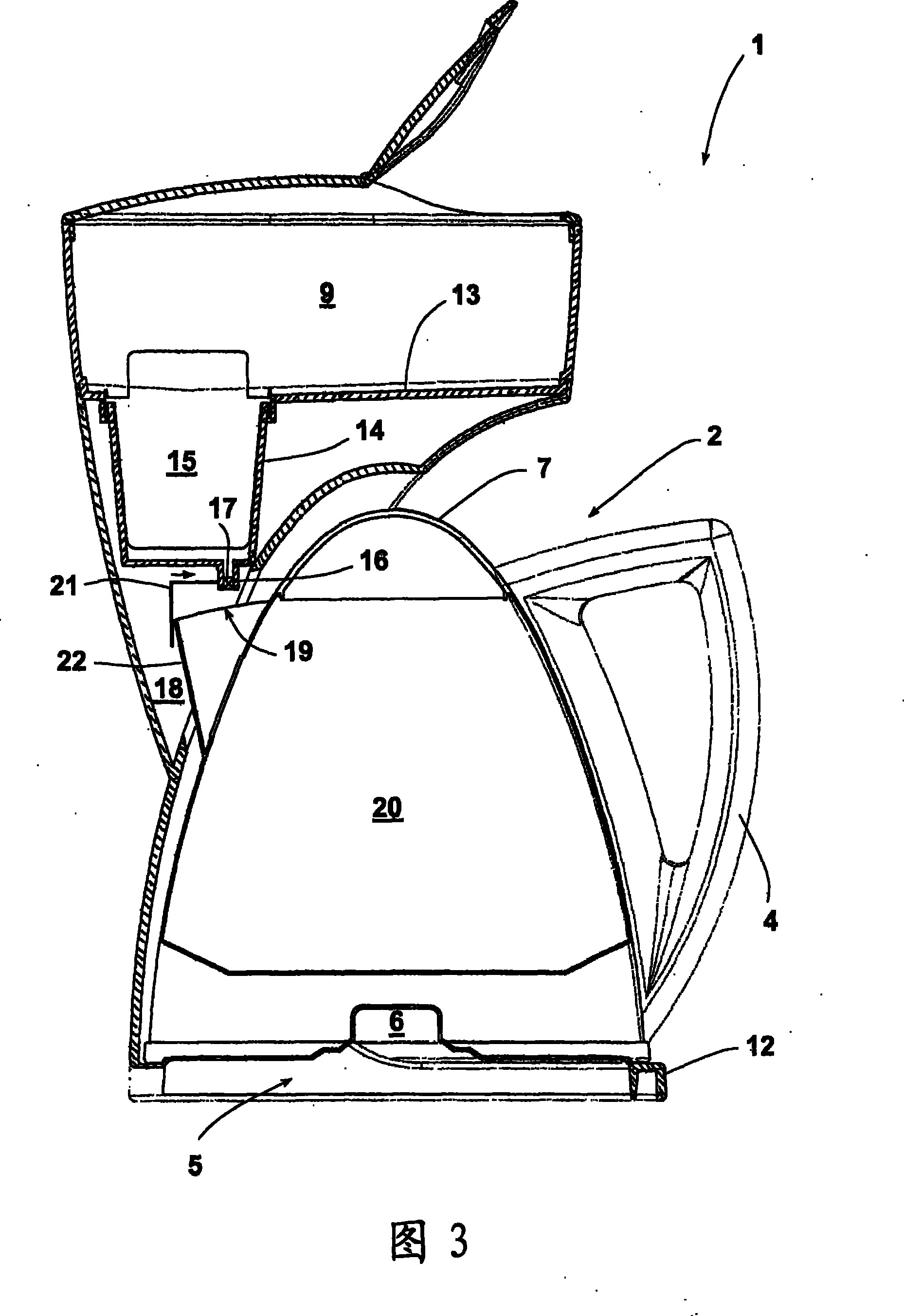 Water boiling device and filter device therefor