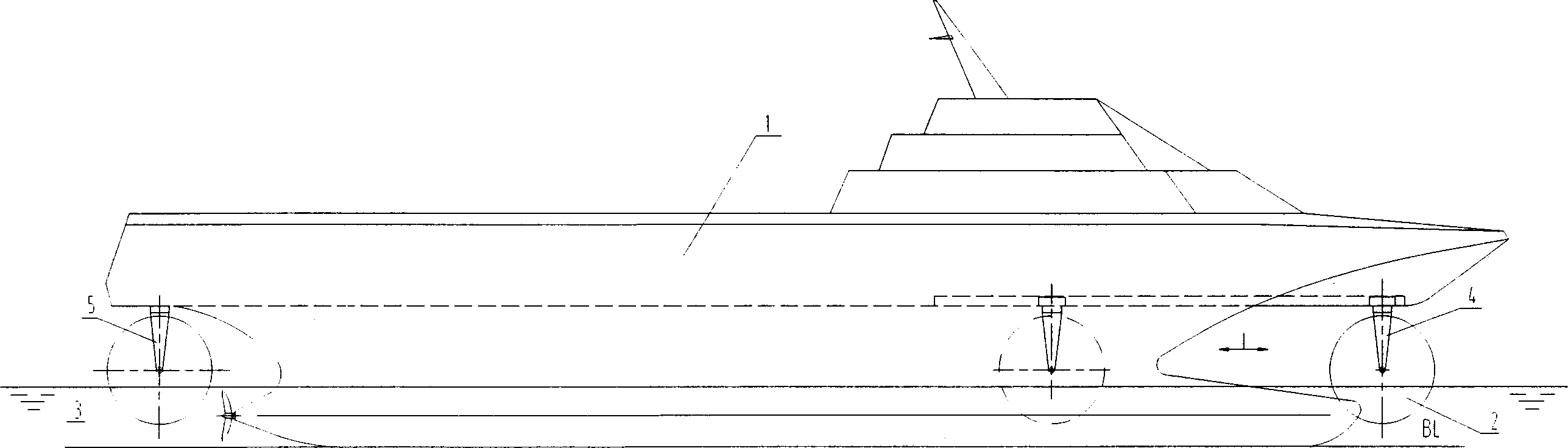 Combined high-performance pentamaran ship with rotating body