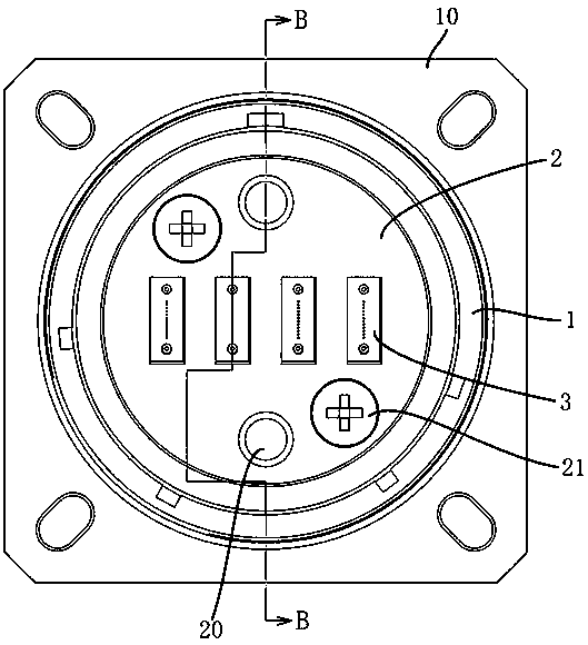 An optical fiber plug assembly and an optical fiber transition connector using the same