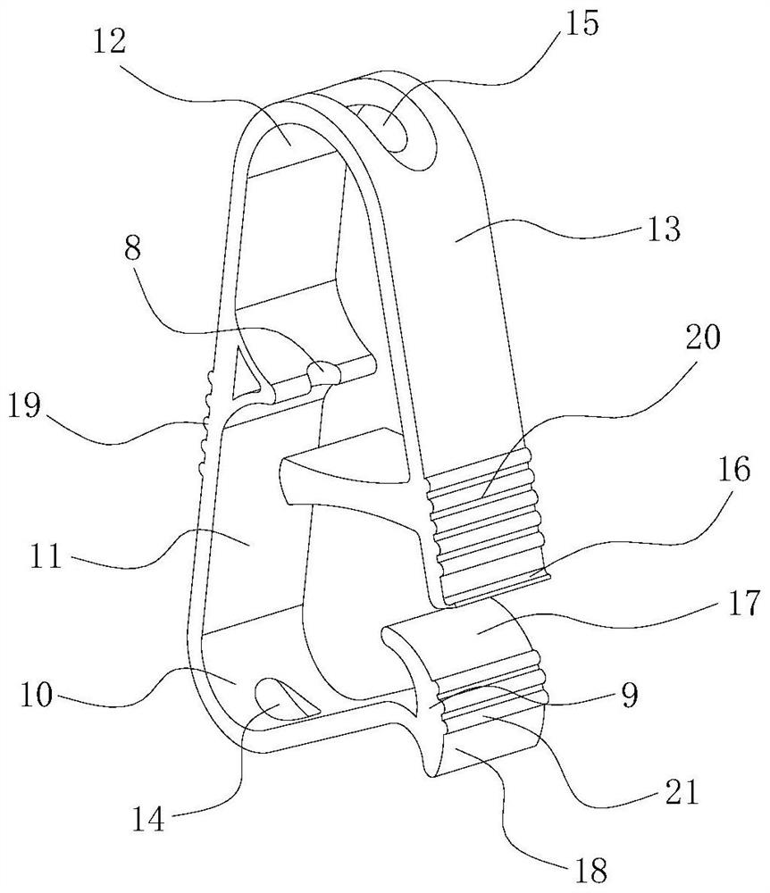 Micro-fluidic flip type venous indwelling needle