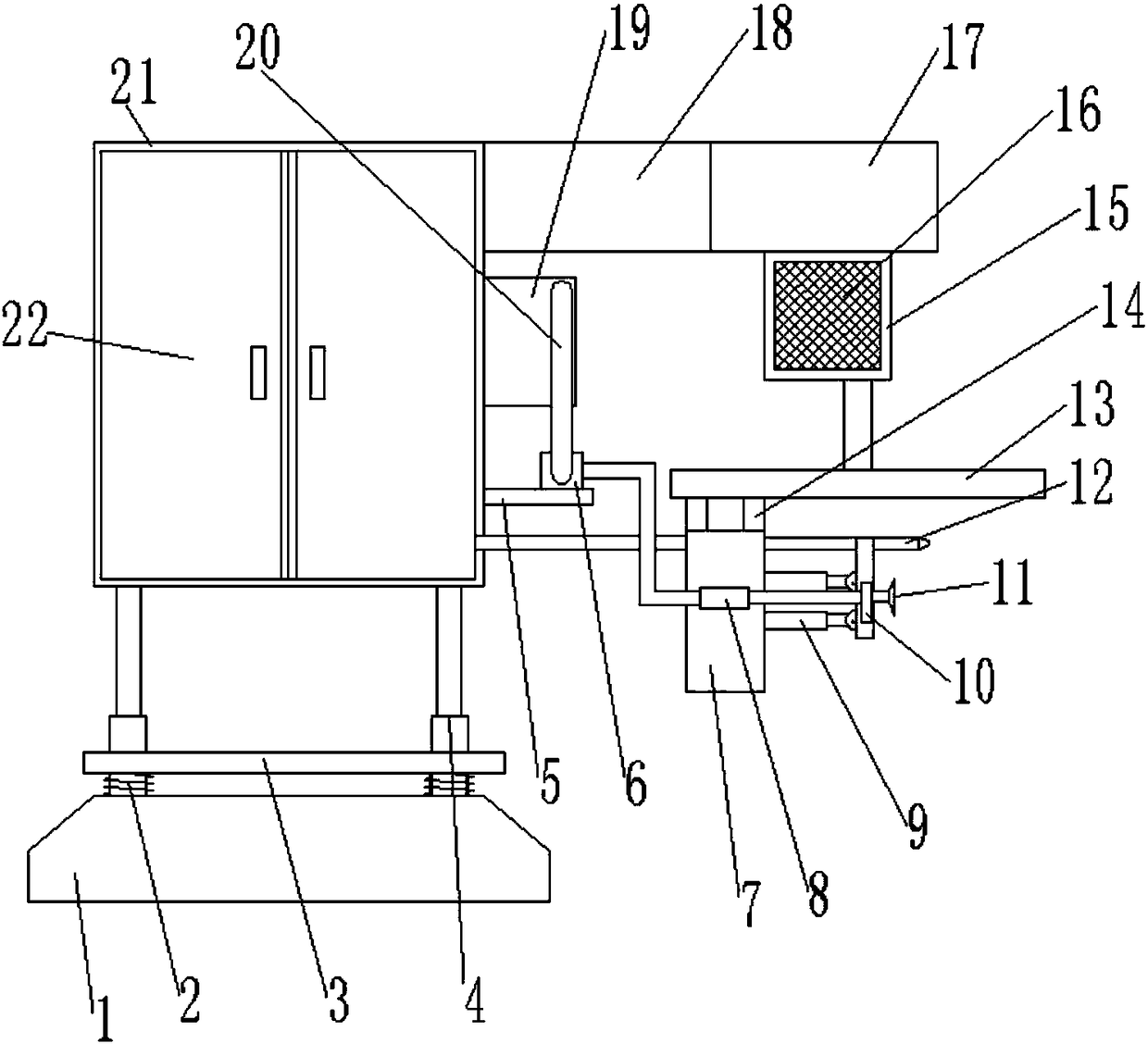 Welding device with convenience in heat dissipation for communication equipment production