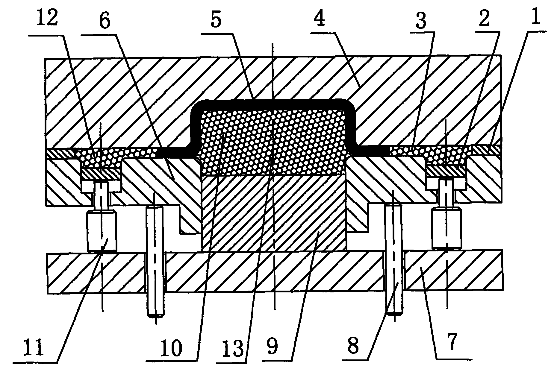 Forming die with shape-variable male die applying radial thrust by solid particle medium