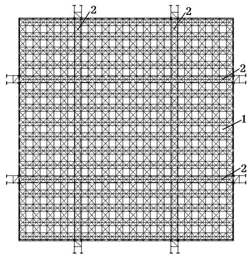 Extra-large-span cross-section-variable pre-stressed normally placed evacuating quadrangular pyramid space grid and manufacturing method thereof