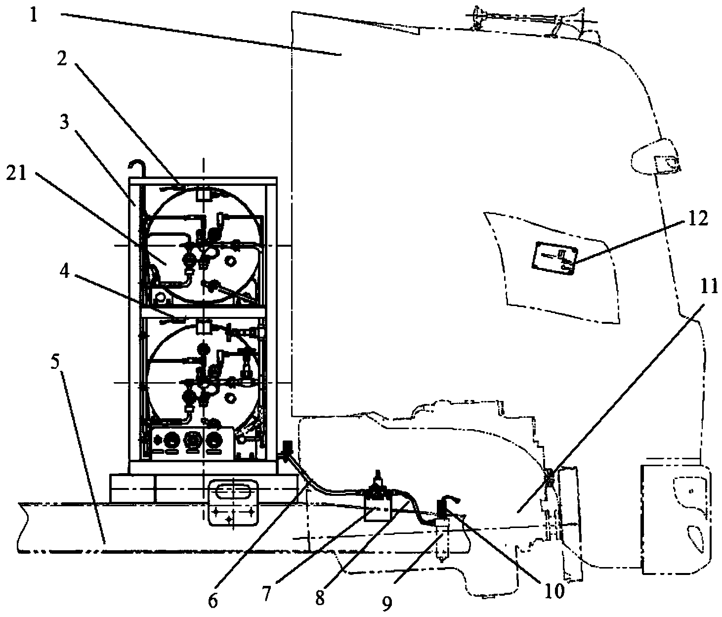 Gas leakage alarming system for LNG (Liquefied Natural Gas) heavy truck