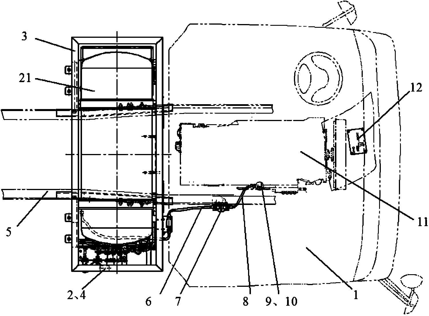 Gas leakage alarming system for LNG (Liquefied Natural Gas) heavy truck