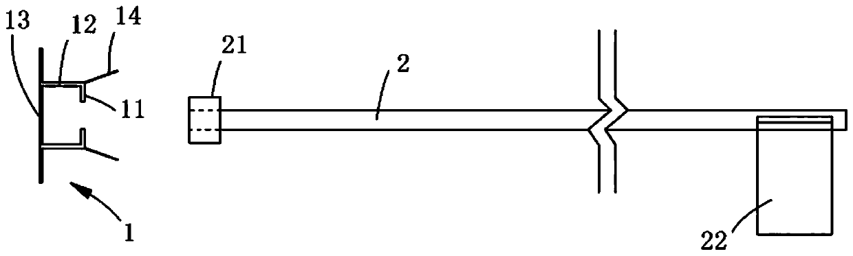 Cast-in-place integrated heat insulation plate bolt hole plugging device and method