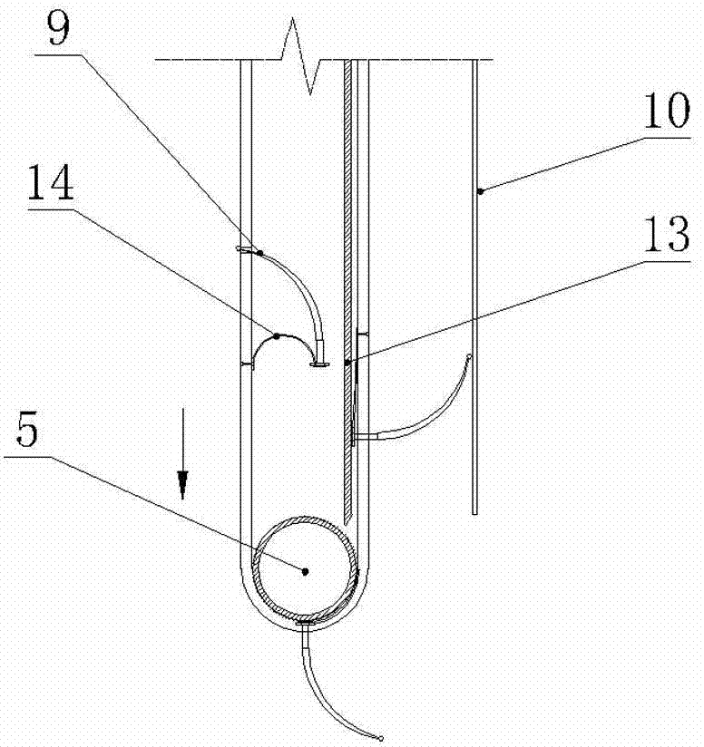 Straw collecting truck