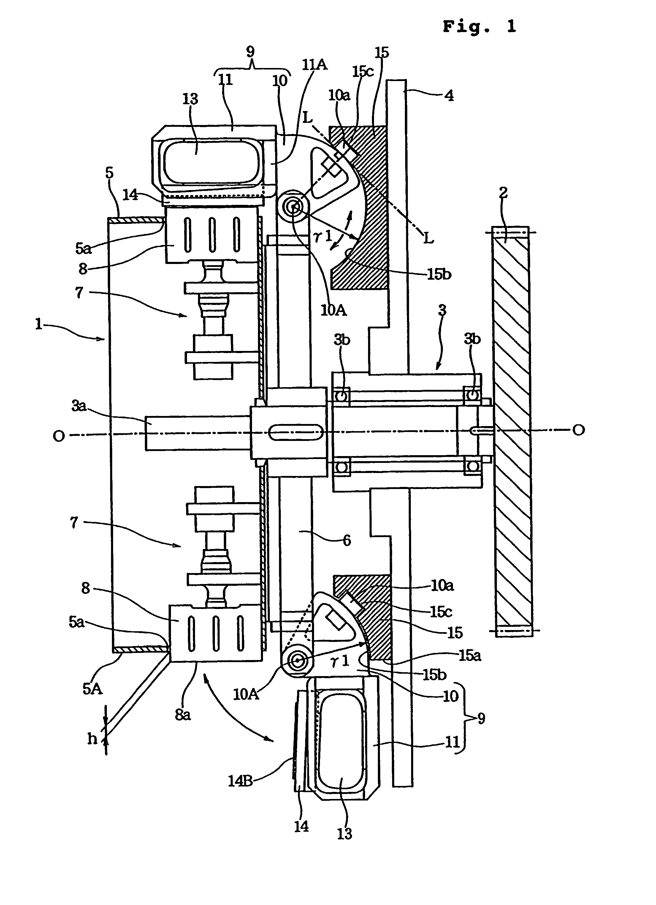 Sealing apparatus and manufacturing process of soft article having sealed portion