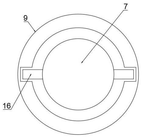 Highway crack treatment device for highway engineering