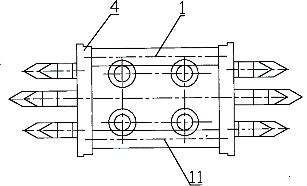 Impact head strengthening and centralizing method by using dual back recesses and impact head strengthening and centralizing device by using dual back recesses for applying the method