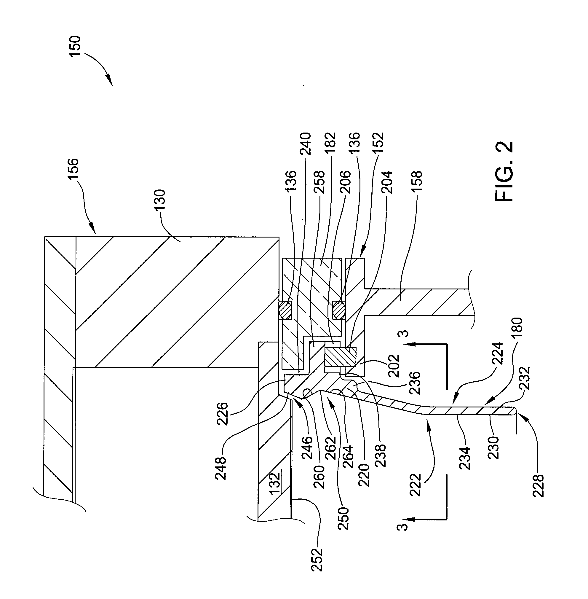 Ground shield with reentrant feature