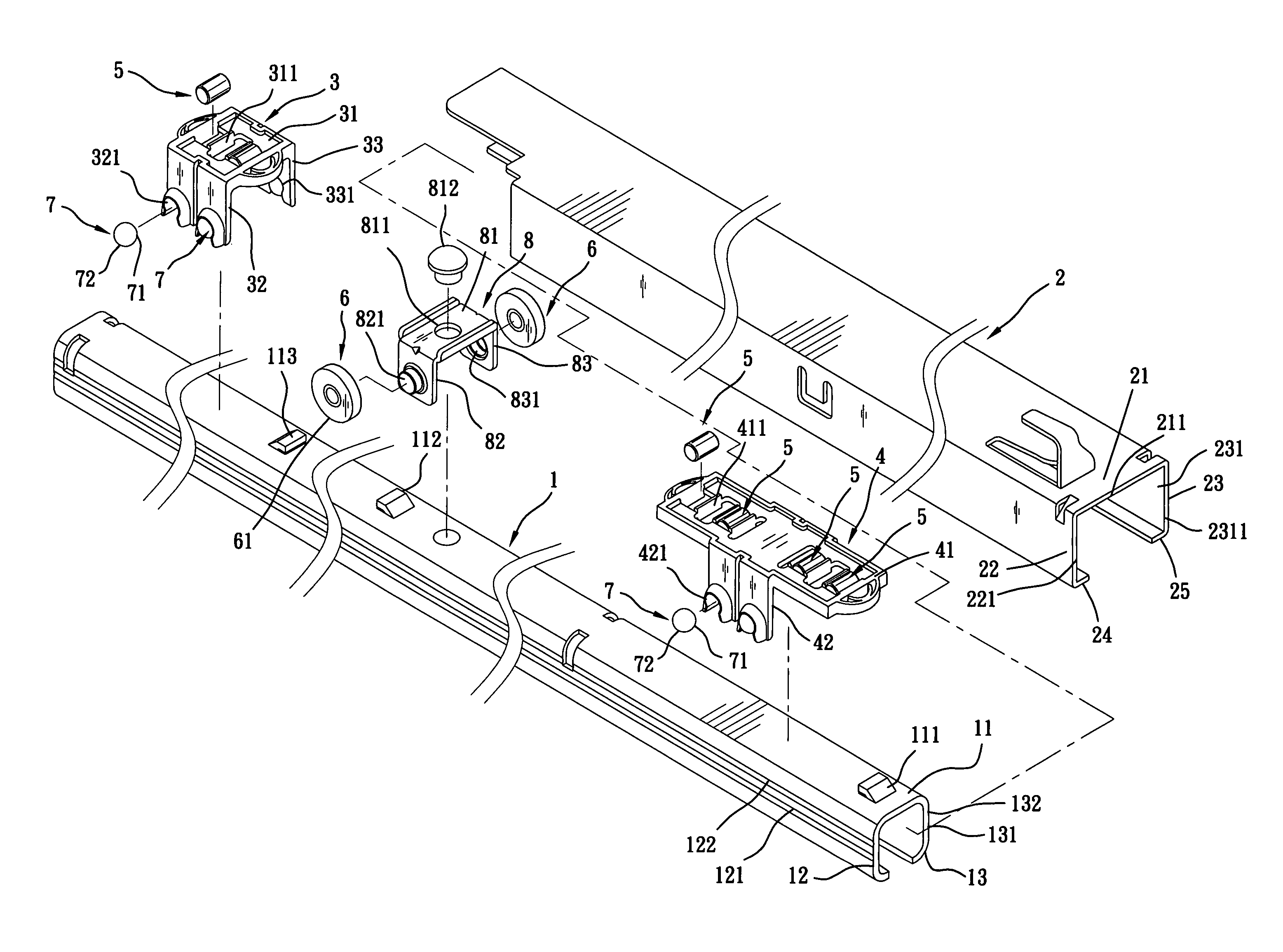 Sliding rail coupling structure for hidden sliding track assembly