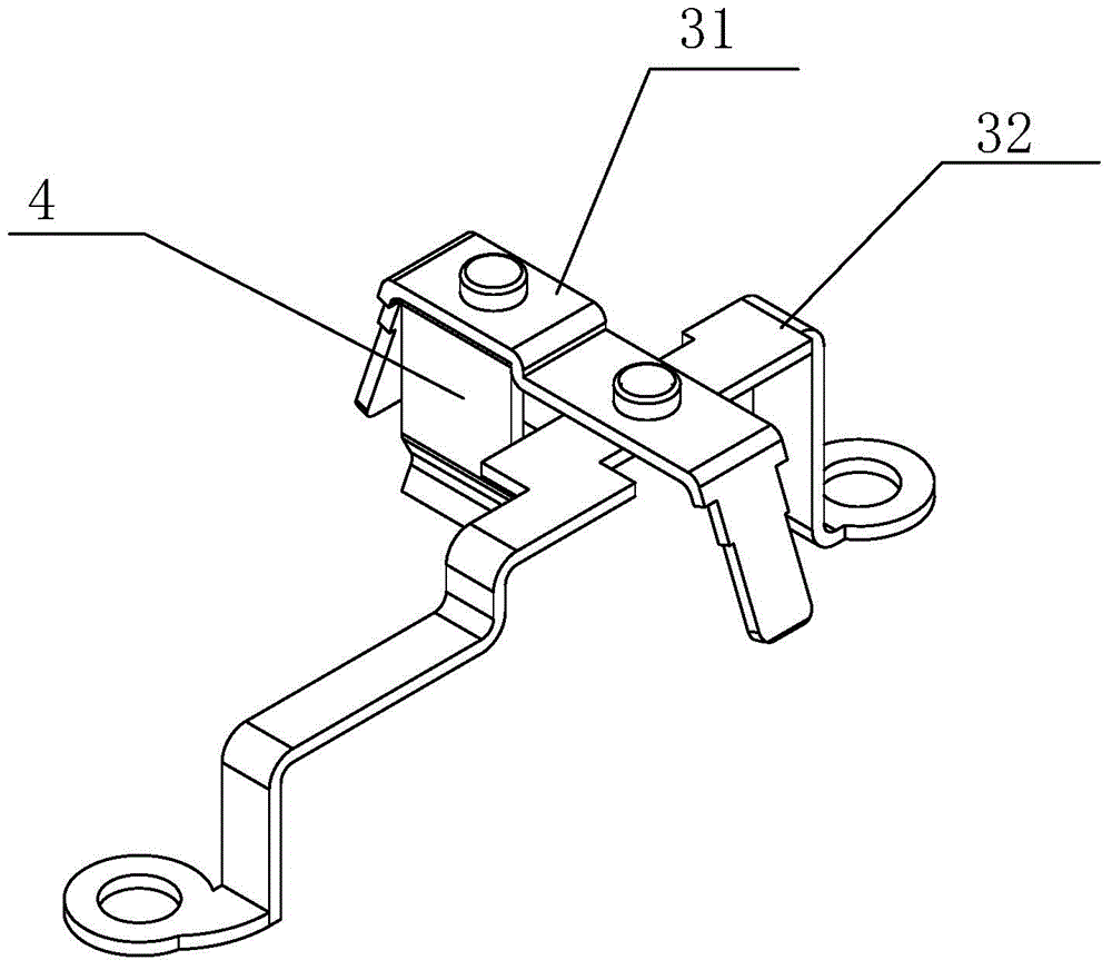 Rivet-free riveting technology for socket conducting plates and socket structure thereof