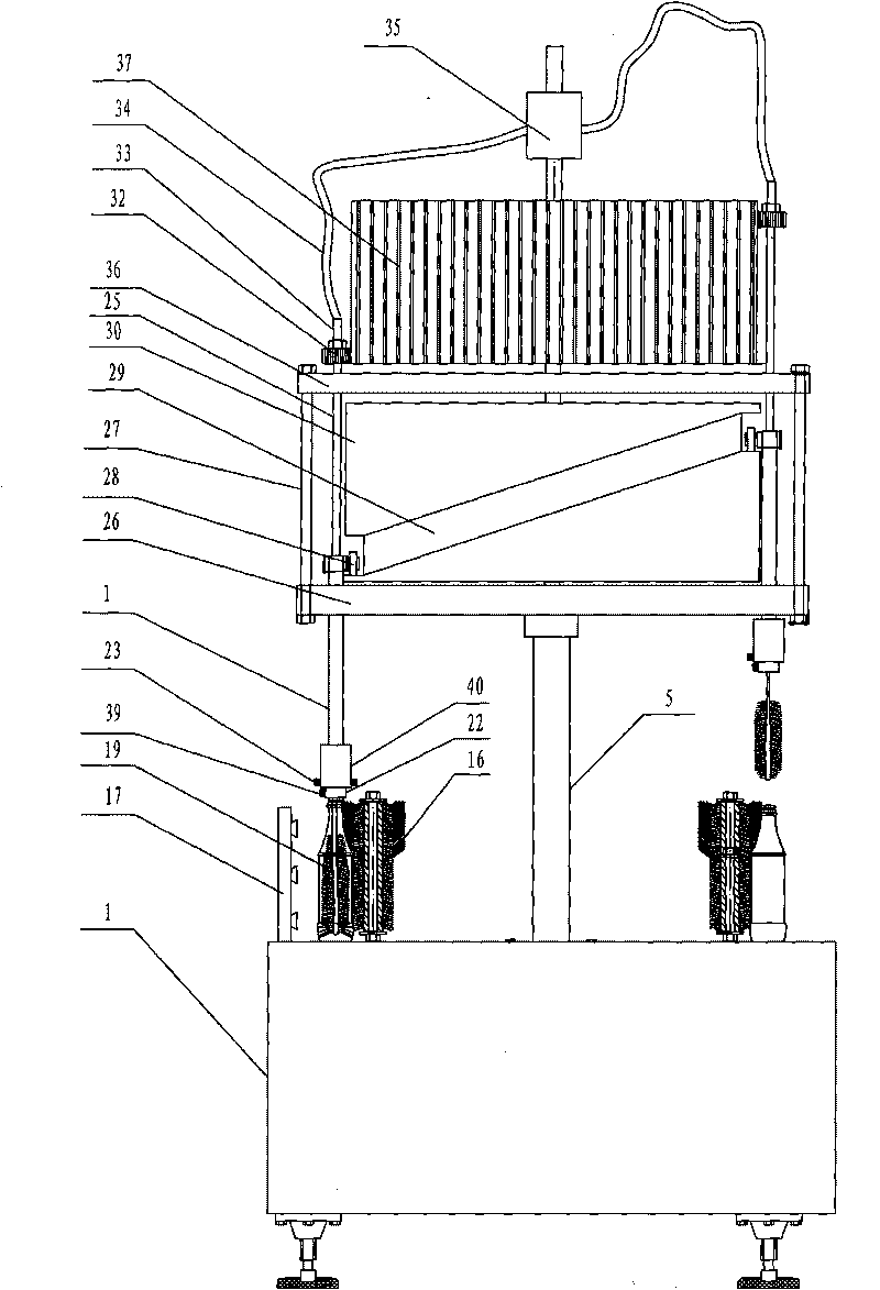 Full-automatic inner-outer bottle cleaning machine