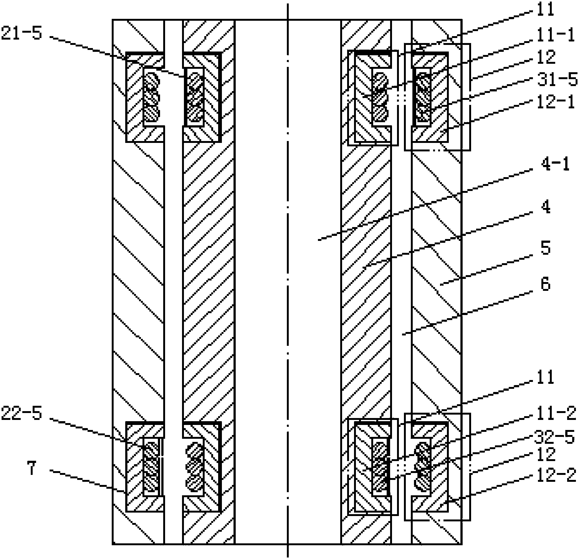 Wireless two-way transmission device for signals between main shaft and movable sleeve in underground rotary steering drilling tool