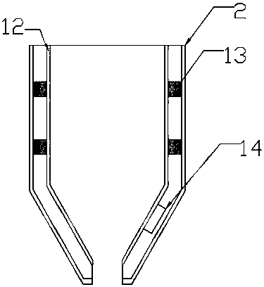 Novel electric pole feeder