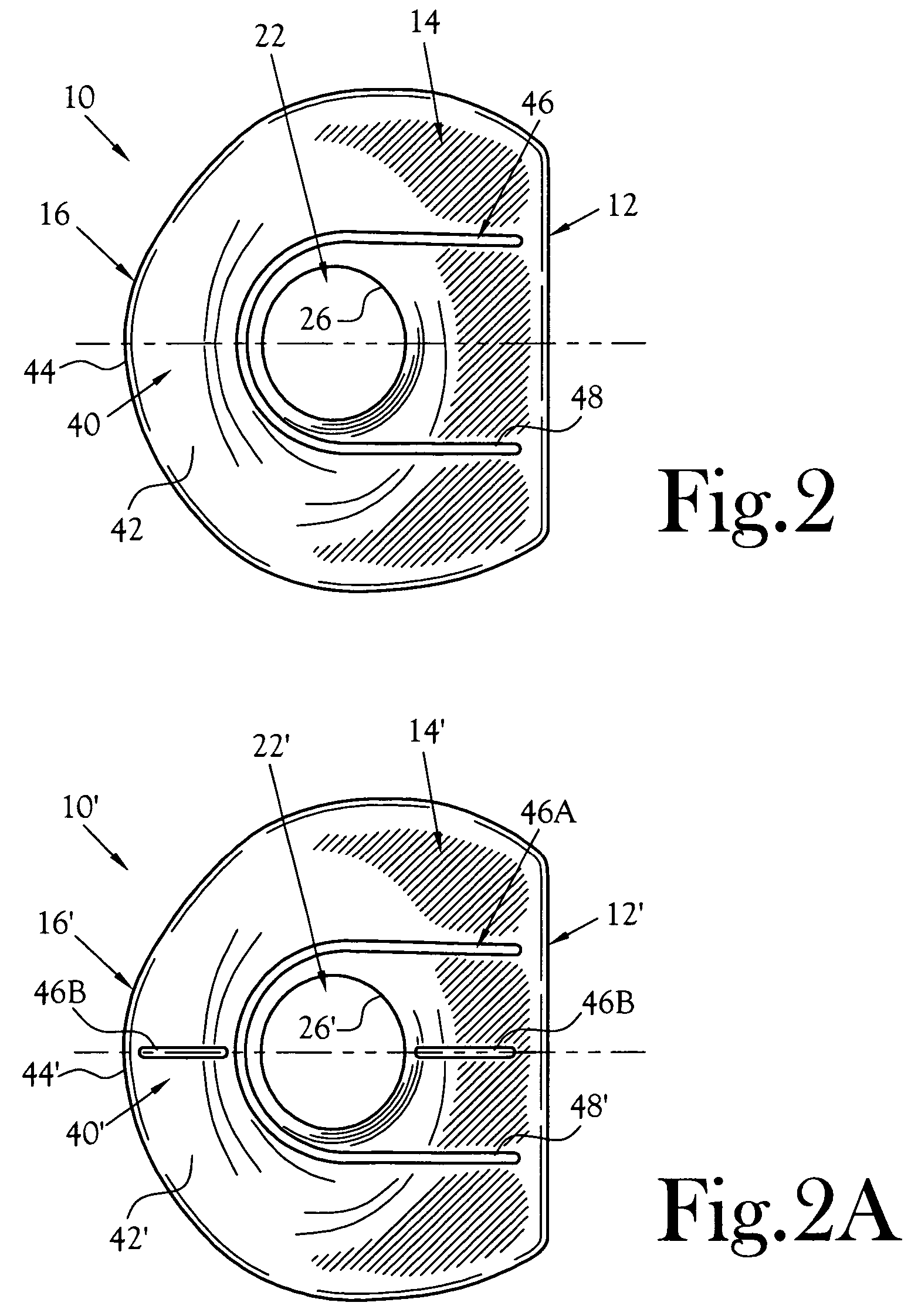 Golf ball putter including golf ball alignment indicia