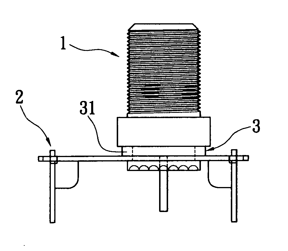 Structure for improving the voltage difference of a connector