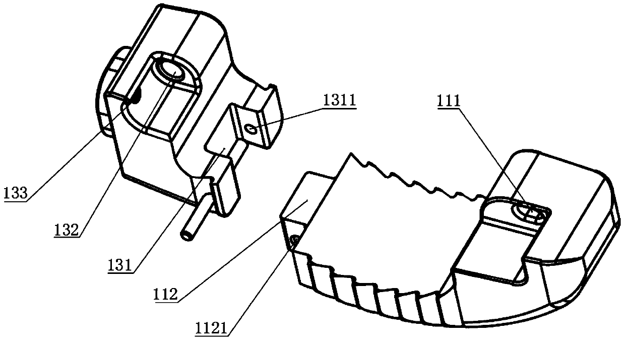 Fusion device with adjustable bone graft space