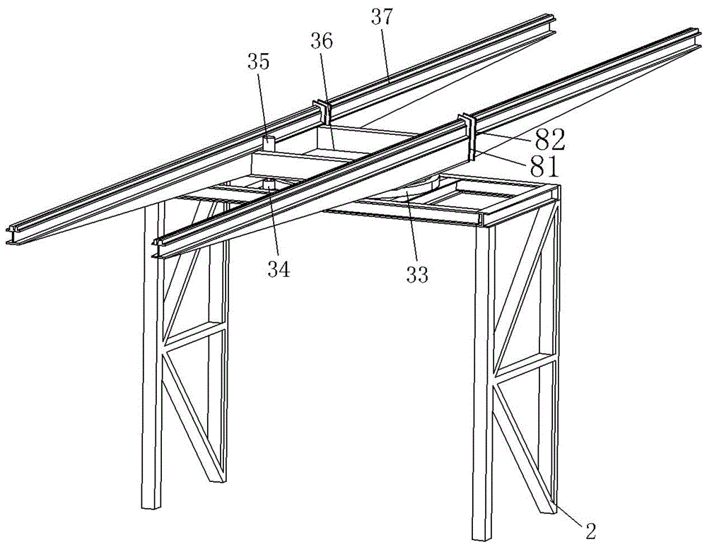 Movable gantry type rotary automatic balance weight truck-mounted self-handling equipment