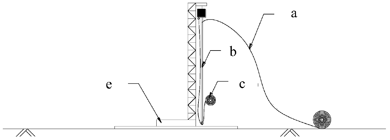 Plastic drainage board externally wound with heating wires and consolidation drainage construction method of plastic drainage board