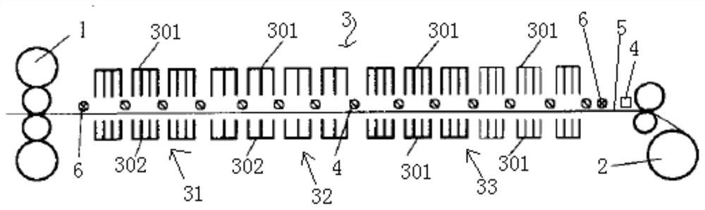 Hot-rolled strip steel laminar cooling device and control method thereof