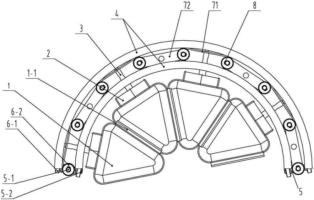 Universal bucket conveyor