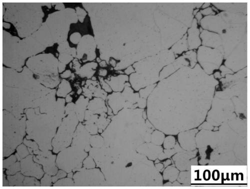 Method for achieving in-situ synthesis of aluminum oxide enhanced ferrum-based powder metallurgy alloy