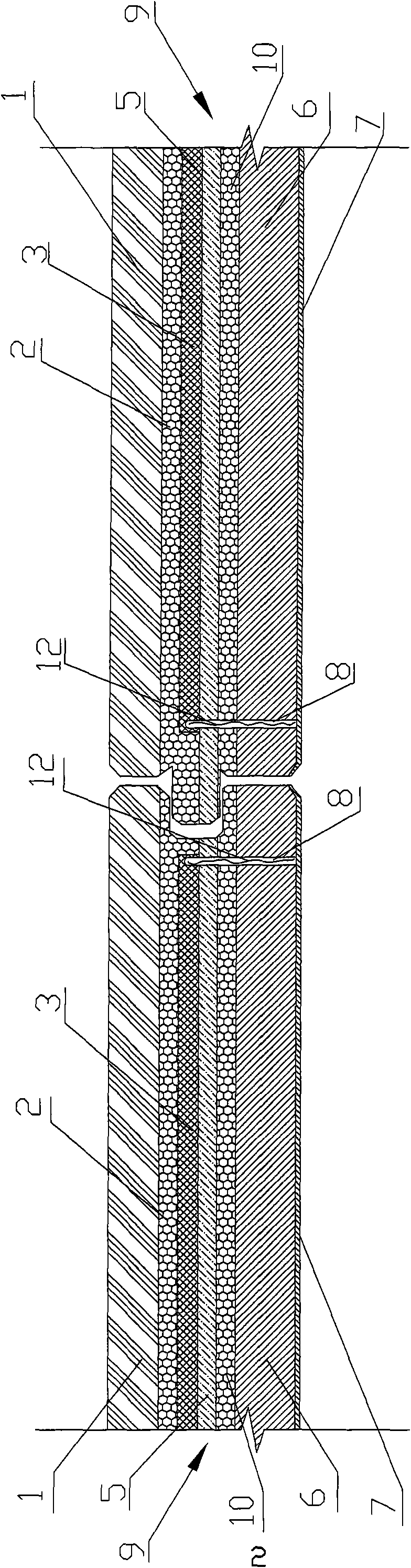 Self-heating floor and manufacturing method thereof