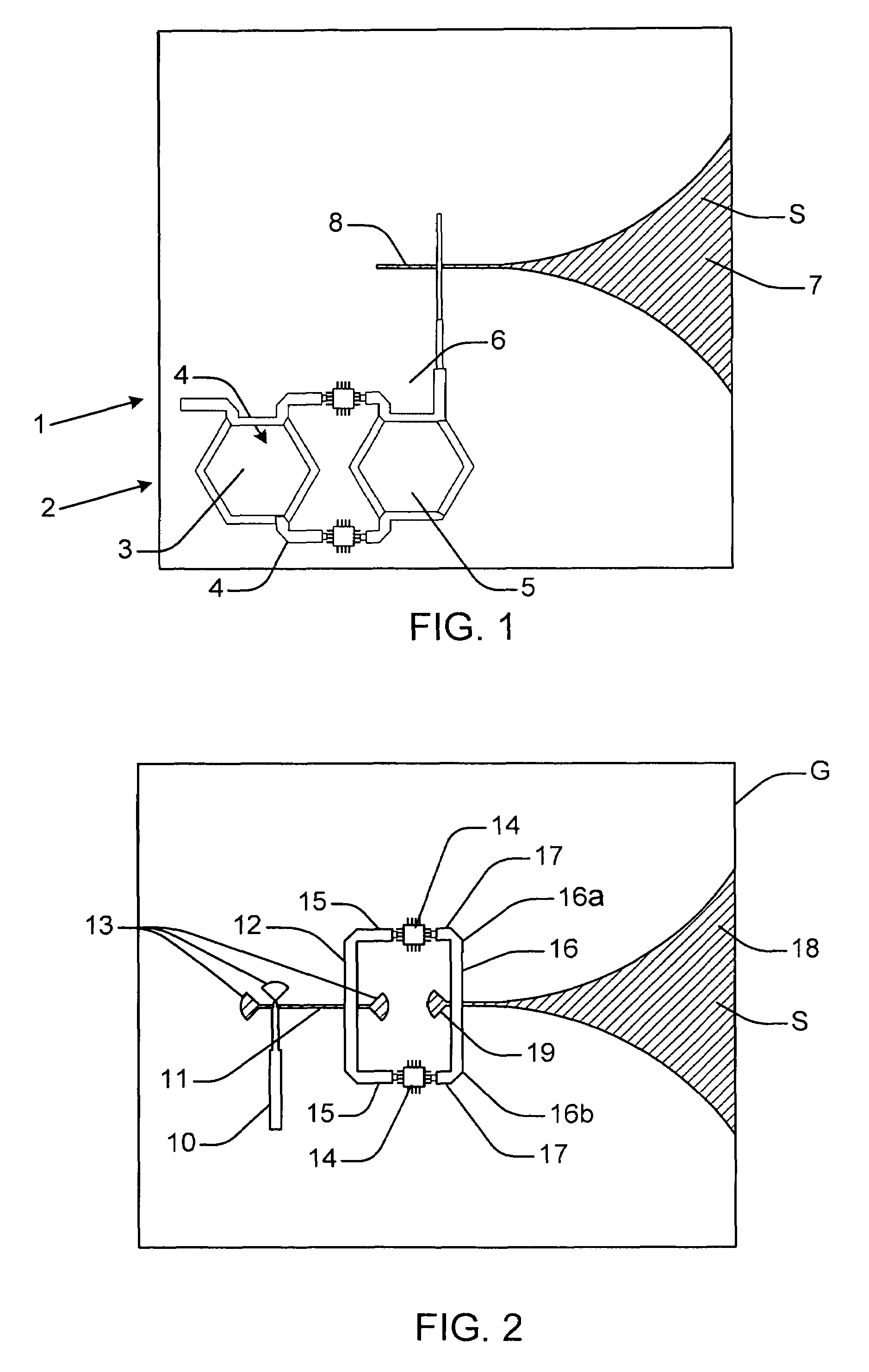 Slot type antenna with integrated amplifiers