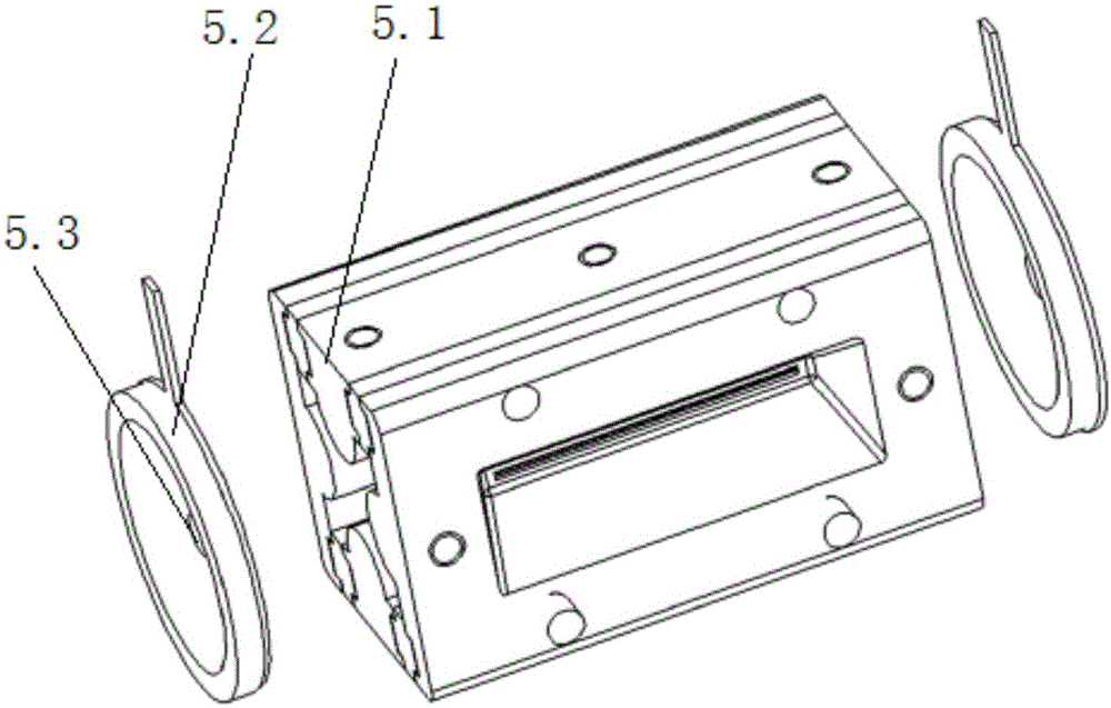 Ion trap mass analyzer based infrared light dissociation spectrograph