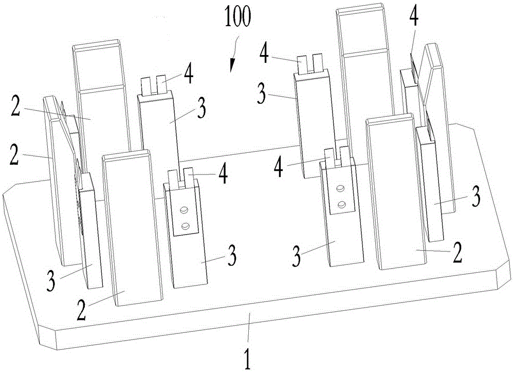 Device for detaching snap structures