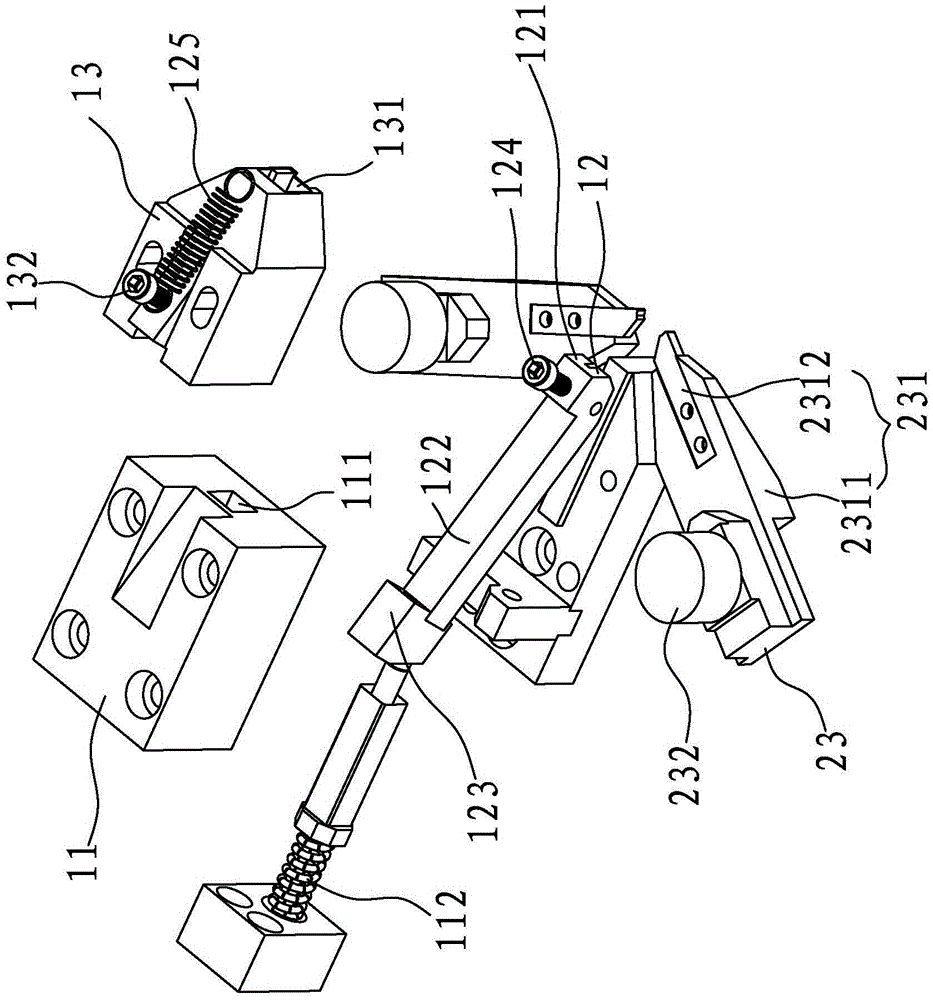 A zipper head riveting device