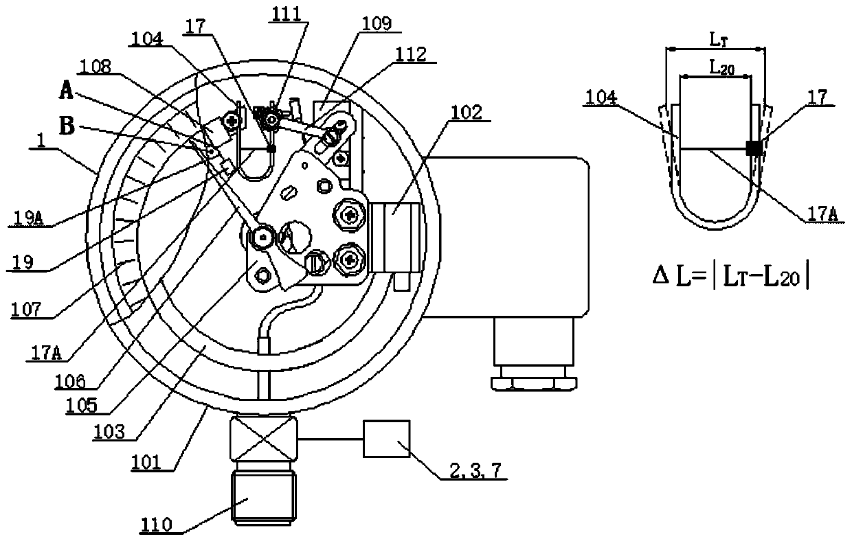 Self-diagnosis gas density relay and using method thereof