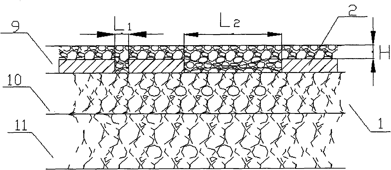 Asphalt concrete pavement utilizing self-generation of direct piezoelectric effect