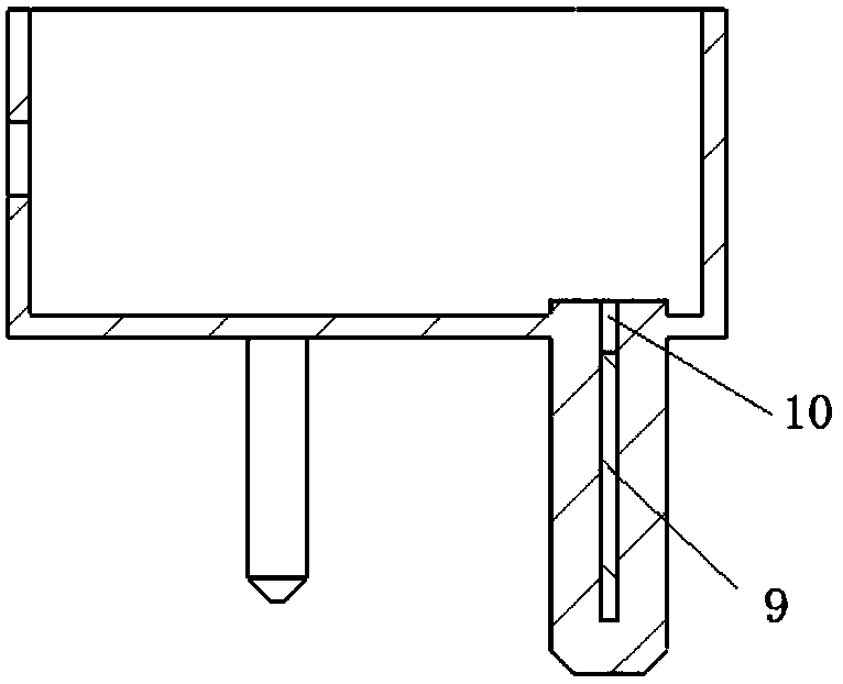 An automatic needle pressing machine for assembling the grounding pole core needle of a triangular plug