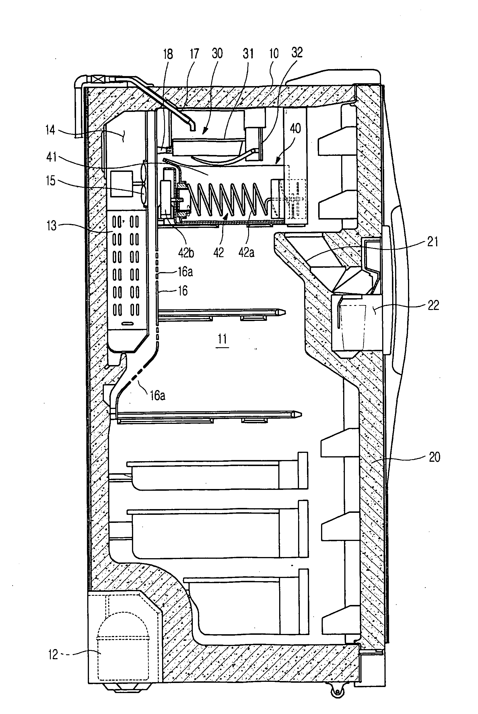 Ice making device and refrigerator having the same