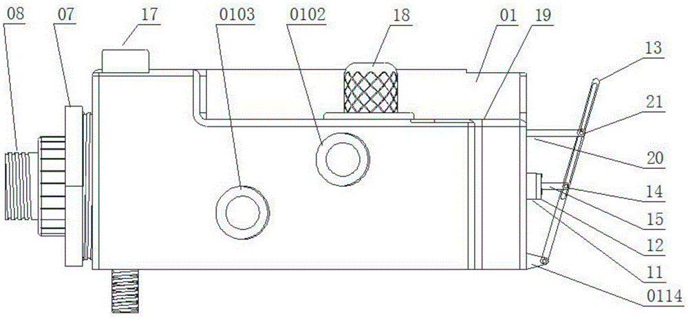 Fluid proportioning valve with pressure balancing device and application thereof