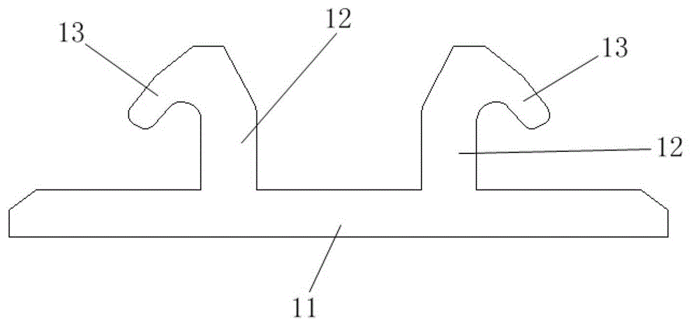 Middle insert part and glass window comprising same