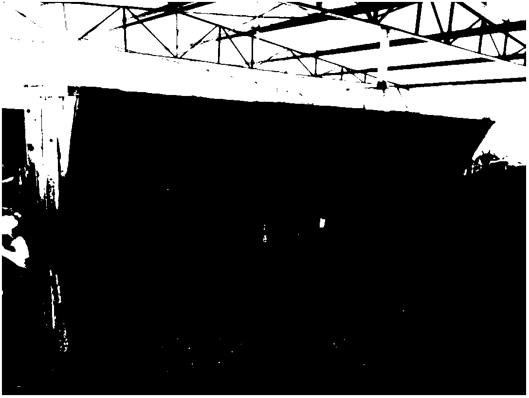 Sheep crib trigger arranged in movable type mutton sheep feeding device