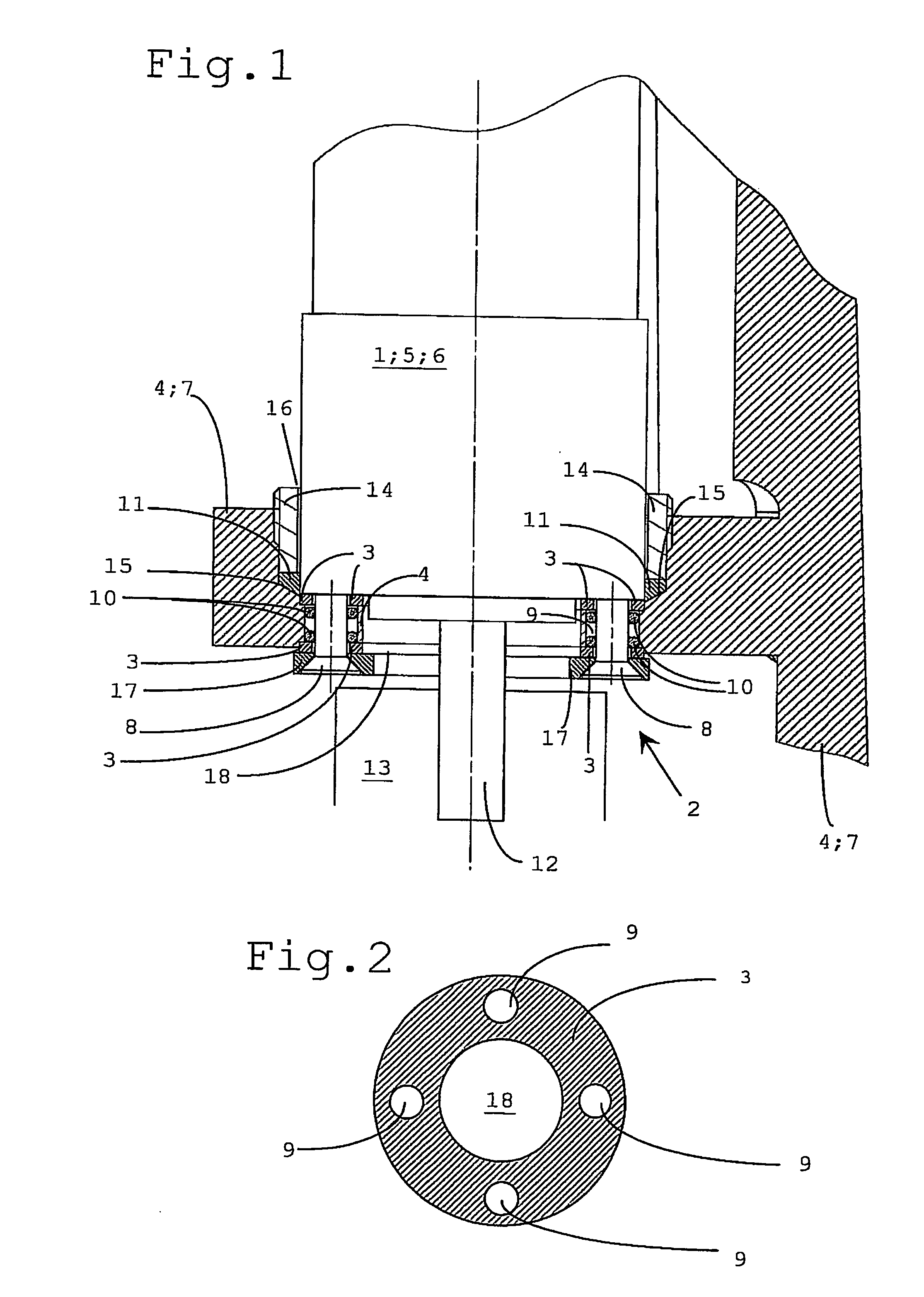 Apparatus for retaining a component that transfers solid-borne sound